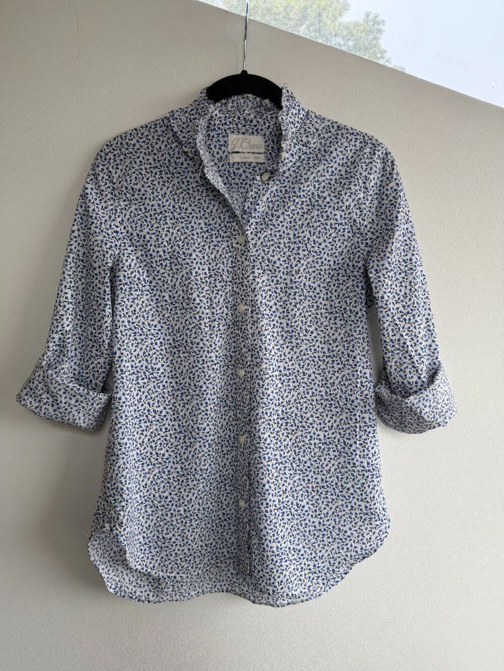 NEW Liberty x J.Crew Size 2 Blue & White Floral Print Button-Down, Ruffle Trim